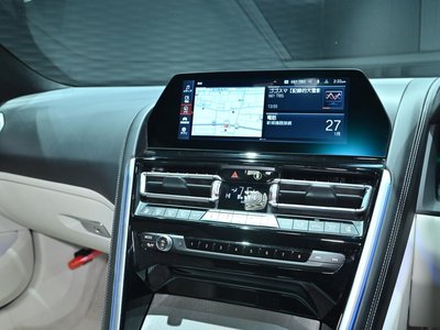 2019 BMW 8 SERIES — миниатюра 40