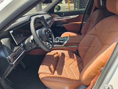 2026 BMW 7 SERIES thumbnail 11