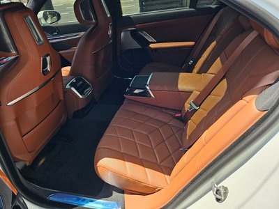 2026 BMW 7 SERIES thumbnail 13
