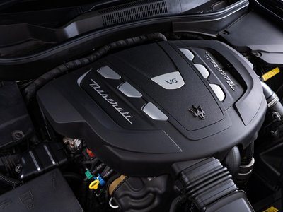 MASERATI LEVANTE - 8