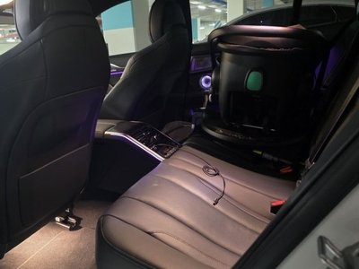 2025 BMW 8 SERIES 照片 4