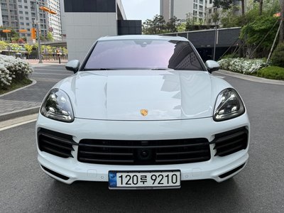 PORSCHE CAYENNE - 1