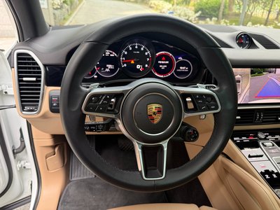 PORSCHE CAYENNE - 10