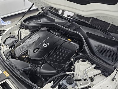MERCEDES-BENZ GLC - 7