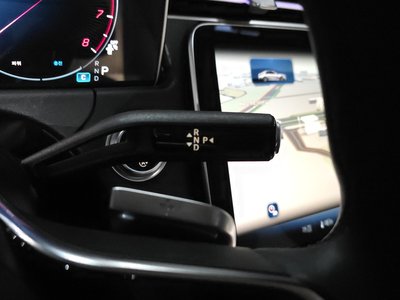 MERCEDES-BENZ E-CLASS - 9