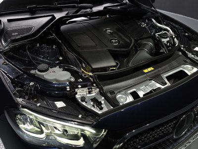 MERCEDES-BENZ E-CLASS - 7