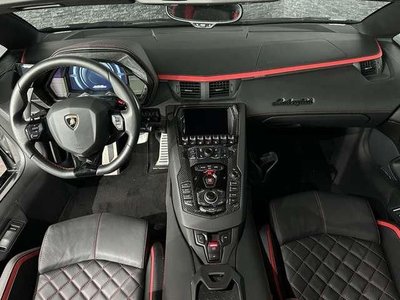 LAMBORGHINI AVENTADOR ROADSTER - 10