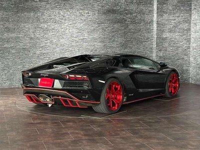 LAMBORGHINI AVENTADOR ROADSTER - 2