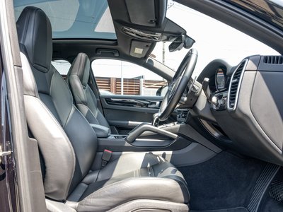 PORSCHE CAYENNE - 7