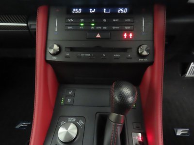 صورة مصغرة 16 لـ 2023 Lexus RC F