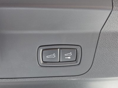 2019 Porsche PANAMERA 缩略图 19