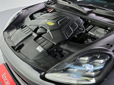 PORSCHE CAYENNE - 7