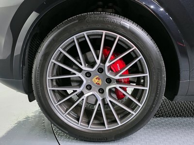 PORSCHE CAYENNE - 6