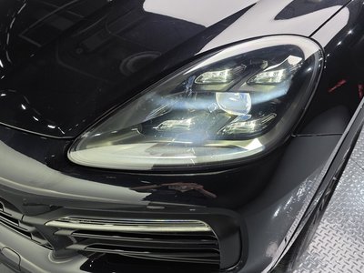 PORSCHE CAYENNE - 9