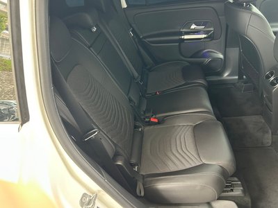 MERCEDES-BENZ GLB - 10