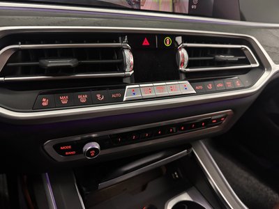 BMW X7 - 7