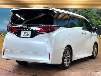 2024 Toyota ALPHARD — миниатюра 18