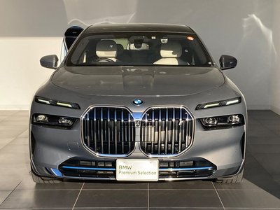 BMW I7 - 4