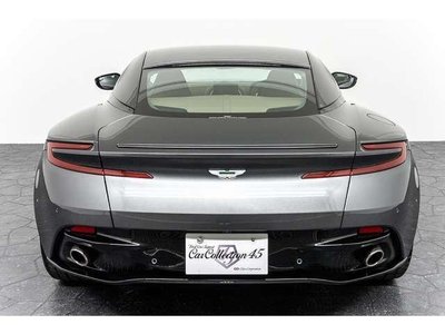 ASTON MARTIN DB11 - 3