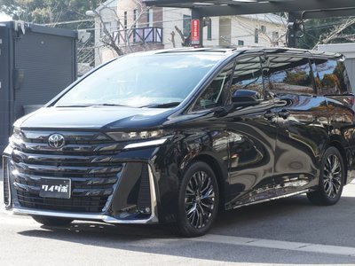 TOYOTA VELLFIRE - 1