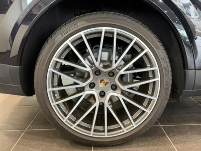 PORSCHE CAYENNE - 10