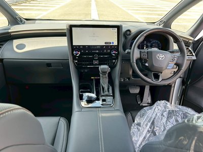 TOYOTA ALPHARD - 2