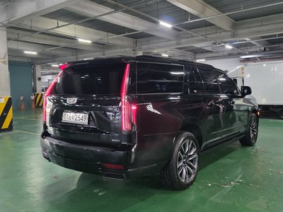 CADILLAC ESCALADE 5TH GENERATION - 4