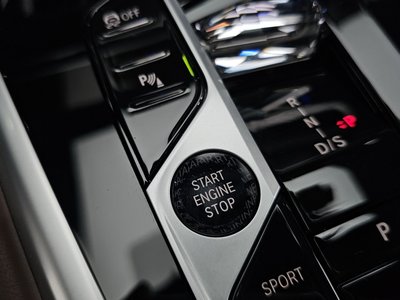 2025 BMW X6 — миниатюра 27
