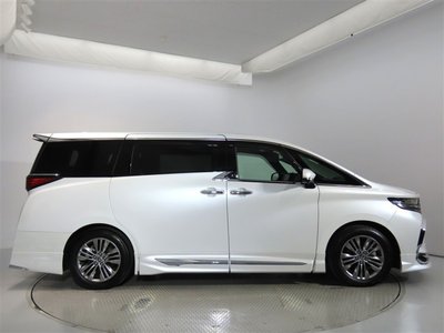 TOYOTA ALPHARD - 4