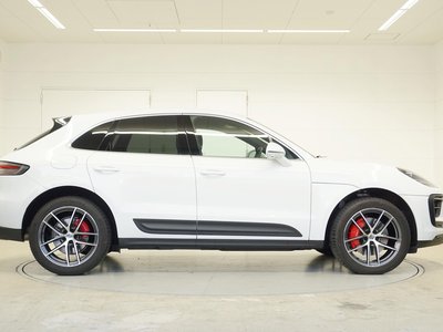 PORSCHE MACAN - 7