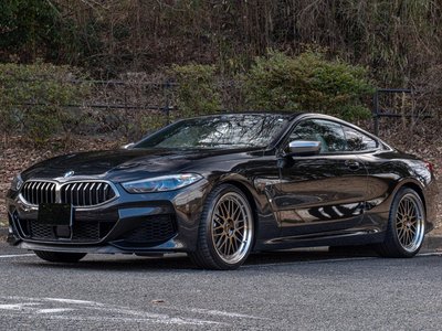 BMW 8 SERIES - 1