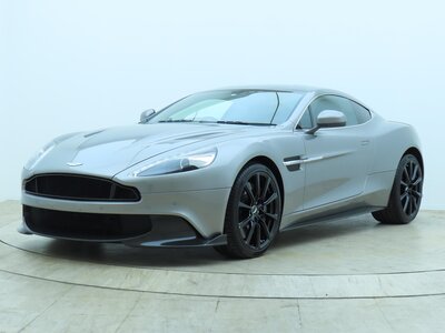 ASTON MARTIN VANQUISH