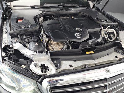 MERCEDES-BENZ E-CLASS - 7