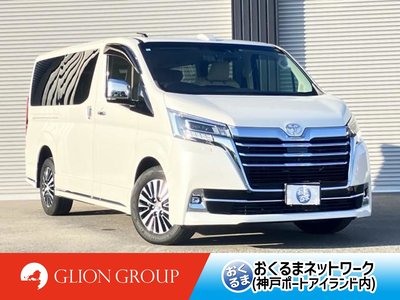 TOYOTA GRAND ACE