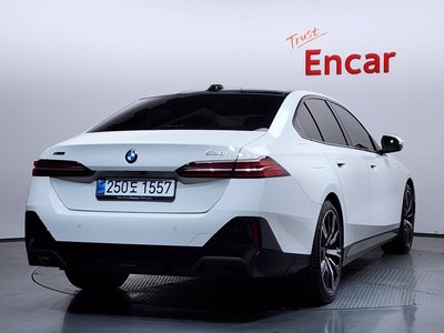 BMW 5 SERIES - 3
