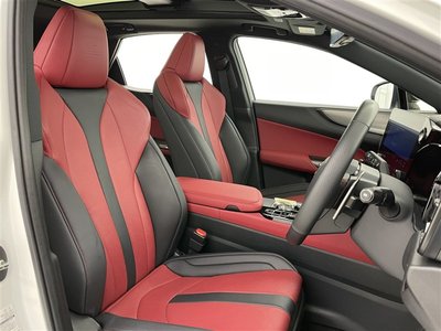 صورة 2 لـ 2024 Lexus NX