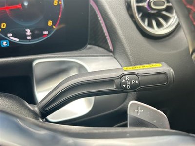 MERCEDES-BENZ GLB - 10