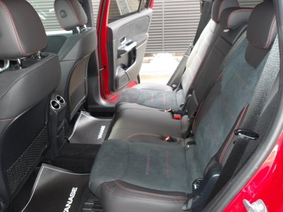 MERCEDES-BENZ GLB - 9