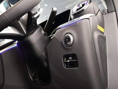 2026 Mercedes-BENZ GLC — миниатюра 48