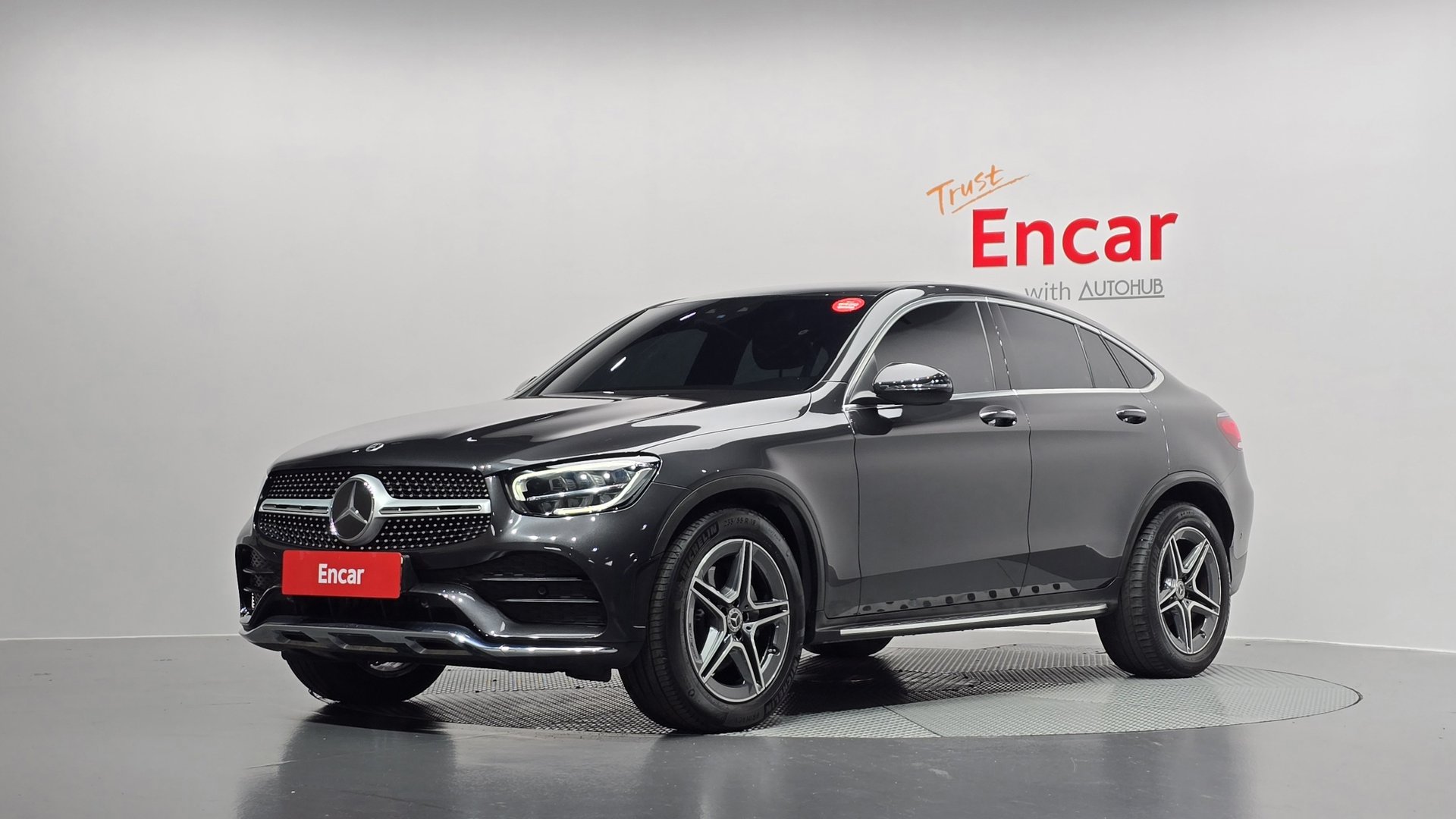 MERCEDES-BENZ GLC - View 1