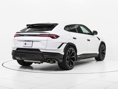 LAMBORGHINI URUS - 8