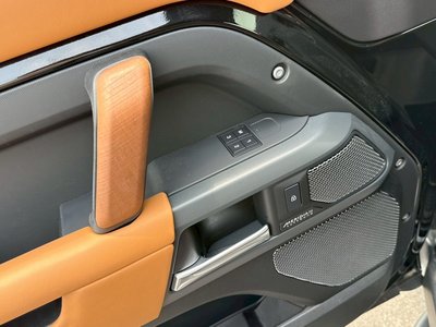 2023 LAND Rover DEFENDER thumbnail 65