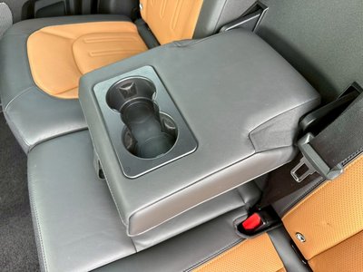 2023 LAND Rover DEFENDER thumbnail 74