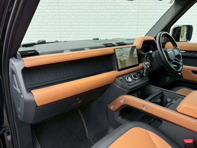 2023 LAND Rover DEFENDER thumbnail 40