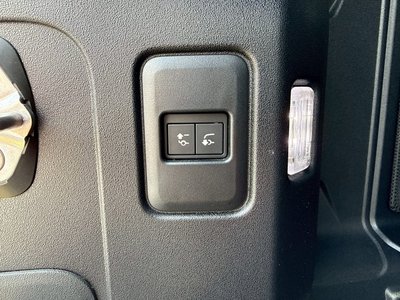 2023 LAND Rover DEFENDER thumbnail 80