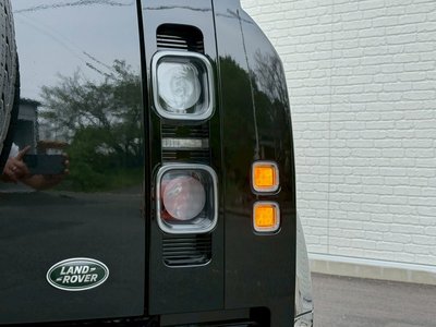 2023 LAND Rover DEFENDER thumbnail 34