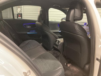 MERCEDES-BENZ C-CLASS - 8