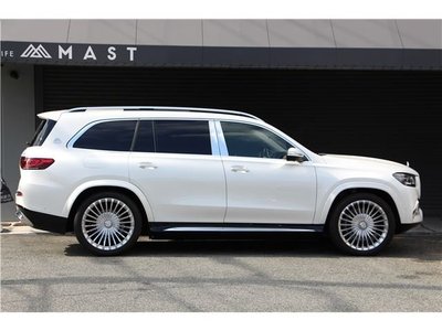 MERCEDES-BENZ GLS - 10