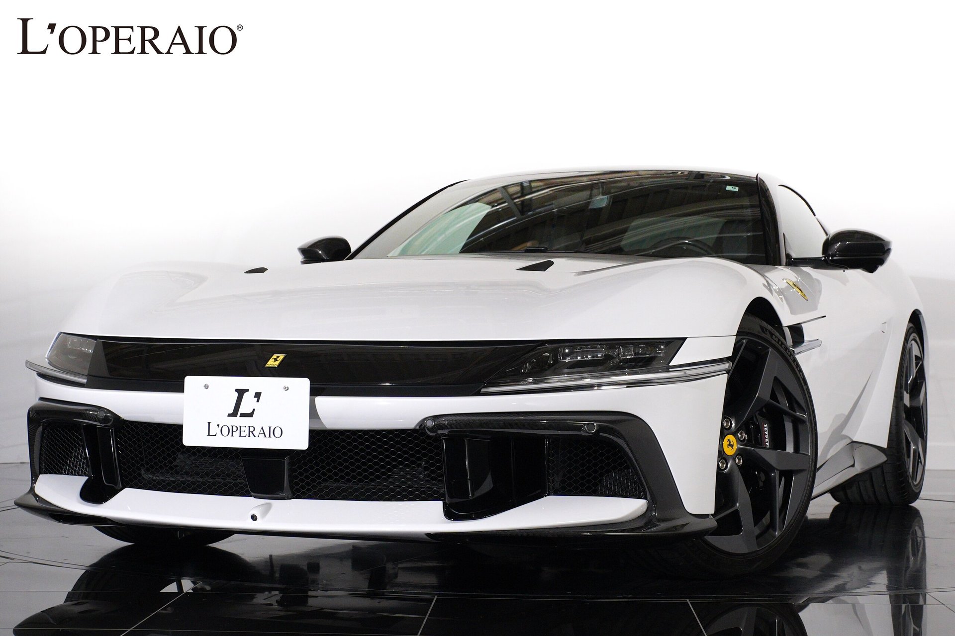 FERRARI 12 CILINDRI - View 1