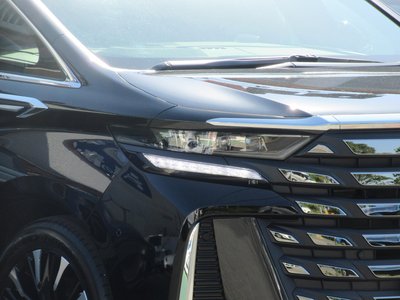 TOYOTA VELLFIRE - 7